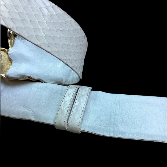 Vintage 1980’s Judith Lieber Foo Dogs Python & Gemstone Belt. (mc) - Picture 6 of 16